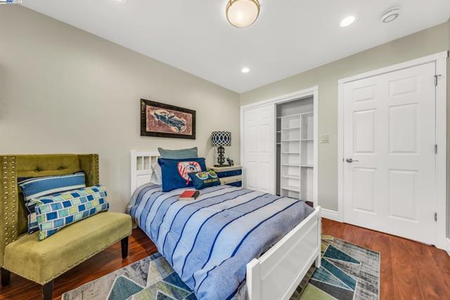 41917 Camino Santa Barbara, Fremont CA: https://media.crmls.org/mediaz/bdb886a7-edfa-4d17-afb8-a9d29547ff83.jpg