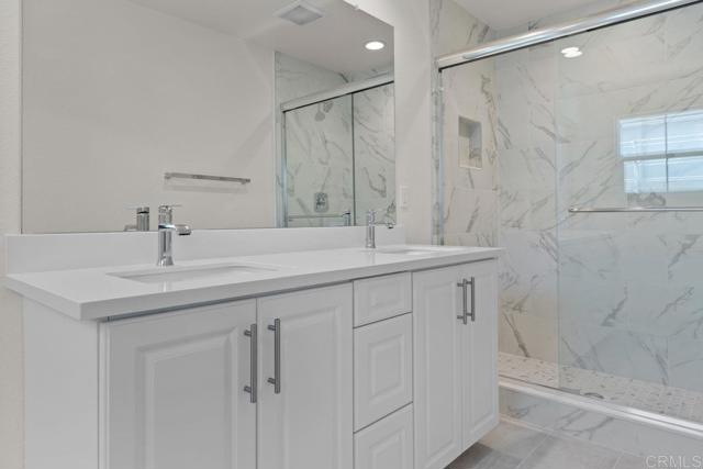 2508 Chamomile Lane, Carlsbad CA: https://media.crmls.org/mediaz/bdb924f9-d70c-4199-b2b9-57dabd4a7938.jpg