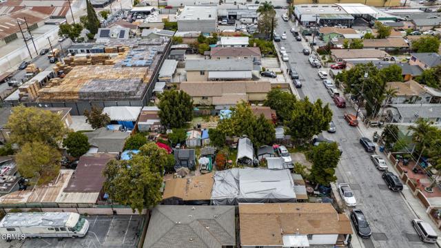 Detail Gallery Image 5 of 8 For 1827 E 66th St, Los Angeles,  CA 90001 - 1 Beds | 1 Baths