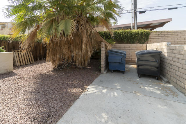 Image 20 of 24 For 73625 Fred Waring Drive