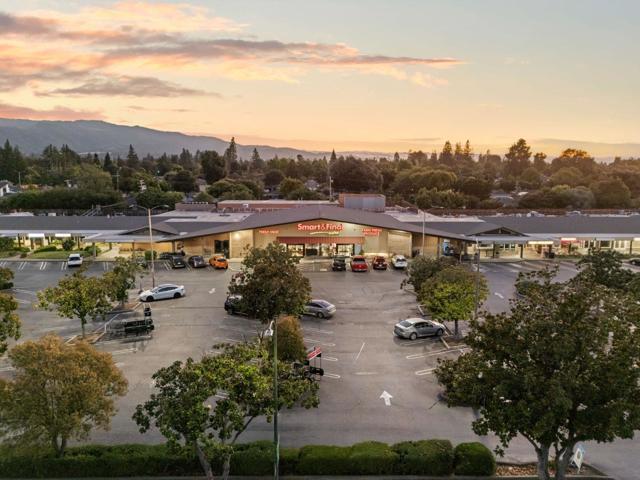 1204 Navlet Court, Sunnyvale CA: https://media.crmls.org/mediaz/bdba87c4-7ae1-4bf2-ab34-81ed99159891.jpg
