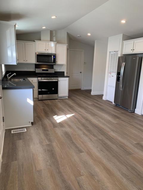 67920 E Palm Canyon Drive, Cathedral City CA: https://media.crmls.org/mediaz/bdbaa07e-3997-424f-a4a4-401c1781276c.jpg