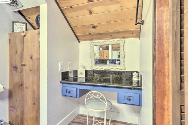1273 Lilac Dr, Arnold CA: https://media.crmls.org/mediaz/bdbbb643-2d6d-4f30-82ef-7da9f92e9b03.jpg