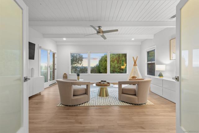 2610 Acuna Ct, Carlsbad CA: https://media.crmls.org/mediaz/bdbbc6f4-6c25-4d70-92a2-b790948abe44.jpg