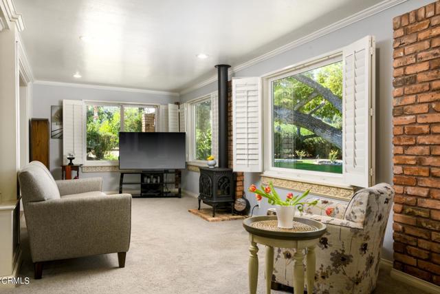 10430 N Ojai Santa Paula Road, Ojai CA: https://media.crmls.org/mediaz/bdbc8149-2540-4d73-908c-71fb7328823e.jpg