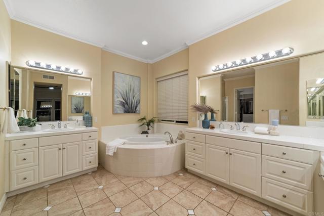 Detail Gallery Image 27 of 62 For 2216 Blossom Hill Ln, Escondido,  CA 92029 - 5 Beds | 4/1 Baths