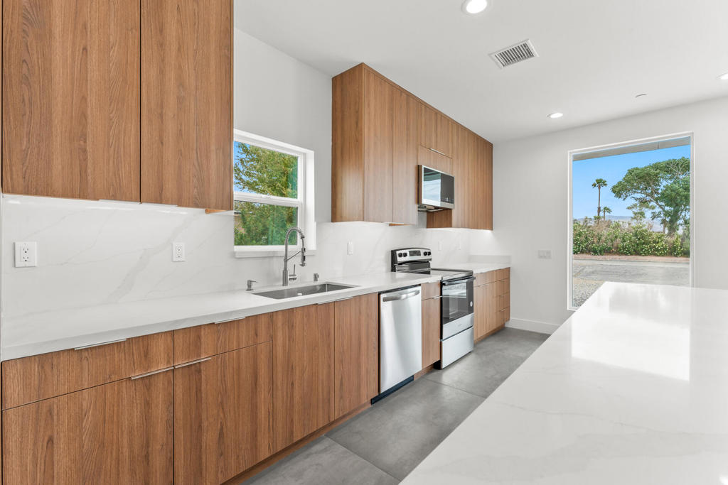 MLS #219130159DA image #5