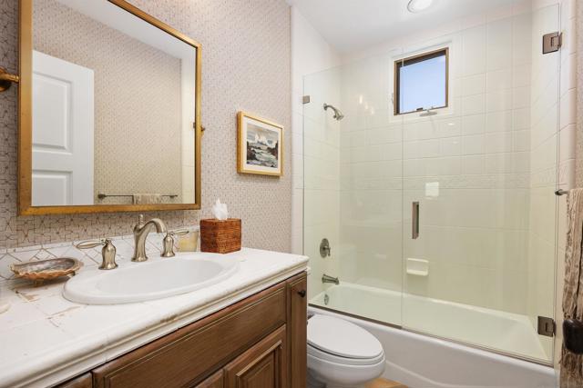 227 Neptune Ave, Encinitas CA: https://media.crmls.org/mediaz/bdbe9dc0-8fa3-43fa-a132-c24024ada499.jpg