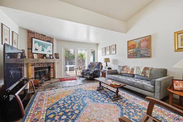 Detail Gallery Image 8 of 20 For 1489 Goldrush Way, Oceanside,  CA 92057 - 2 Beds | 2 Baths