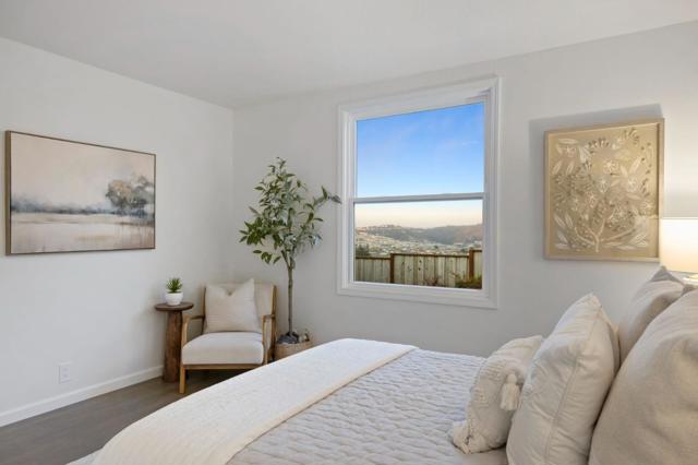 751 Skyline Drive, Daly City CA: https://media.crmls.org/mediaz/bdbec732-8644-46be-8bda-4b5837bb20b4.jpg