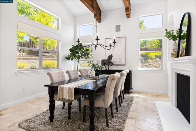 837 O'Brien Place, Danville CA: https://media.crmls.org/mediaz/bdbf785c-3499-4452-967e-098b6a636a97.jpg