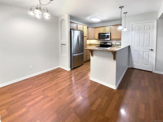 5252 Balboa Arms Dr, San Diego CA: https://media.crmls.org/mediaz/bdc0014f-b49e-47cf-93d5-6f133650adb7.jpg