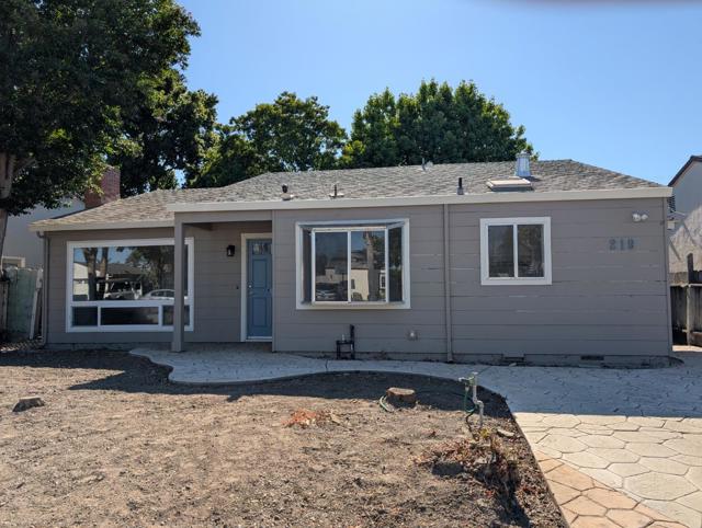 219 San Juan, Hollister CA: https://media.crmls.org/mediaz/bdc07353-c47b-497a-b84a-fb8580087ff5.jpg