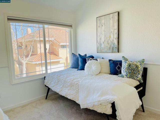 3094 Lakemont Dr, San Ramon CA: https://media.crmls.org/mediaz/bdc0e71c-04a7-44c4-95bf-6250927f8161.jpg