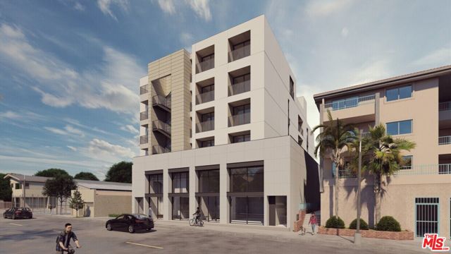 646 W 6th Street, San Pedro CA: https://media.crmls.org/mediaz/bdc15e05-4ddf-4115-a30c-3d707cbef89a.jpg