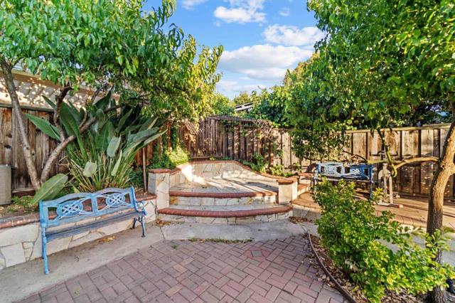 3328 Arqueado Drive, San Jose CA: https://media.crmls.org/mediaz/bdc19982-1542-4ae1-97e6-1366e2ebacbe.jpg