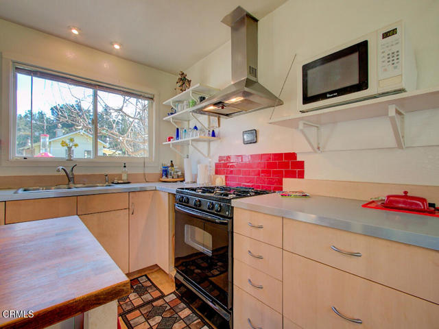 Detail Gallery Image 8 of 51 For 14100 Prairie Way, Mendocino,  CA 95460 - 2 Beds | 2 Baths