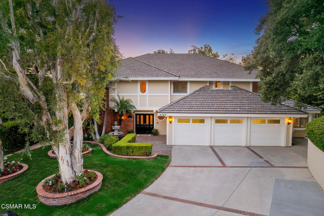 5320 Long Shadow Court, Westlake Village CA: https://media.crmls.org/mediaz/bdc3efb4-9d42-42cc-ab94-89b78c677f82.jpg