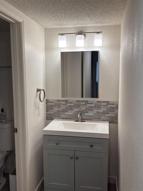 3869 Camino Lindo, San Diego CA: https://media.crmls.org/mediaz/bdc3fea8-ae6d-4956-9d79-9b1a46bba301.jpg