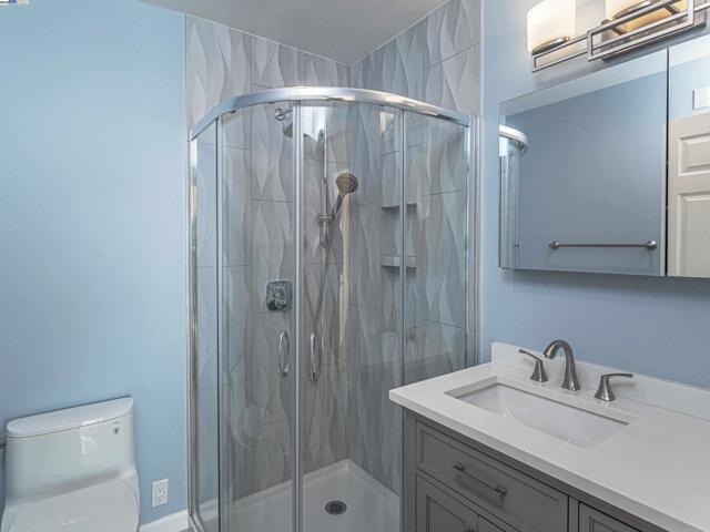 532 Heathcliff Dr, Pacifica CA: https://media.crmls.org/mediaz/bdc5c0f8-e86a-4bc4-9399-61906d132898.jpg