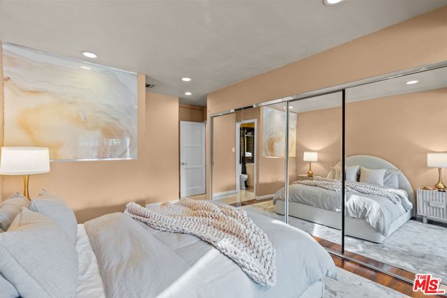 6319 Willowcrest Avenue, North Hollywood CA: https://media.crmls.org/mediaz/bdc6197b-a3b3-4f12-a811-5f793fad4968.jpg