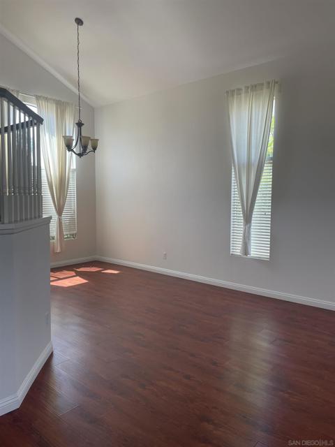 Image 4 of 17 For 7651 Park Village