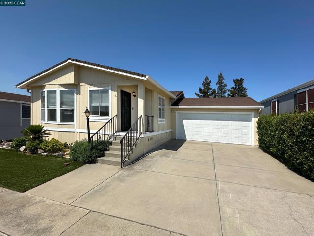 1840 Paris Ln, Antioch CA: https://media.crmls.org/mediaz/bdc66aaf-1cce-4425-abe0-55e0a6fa82c0.jpg