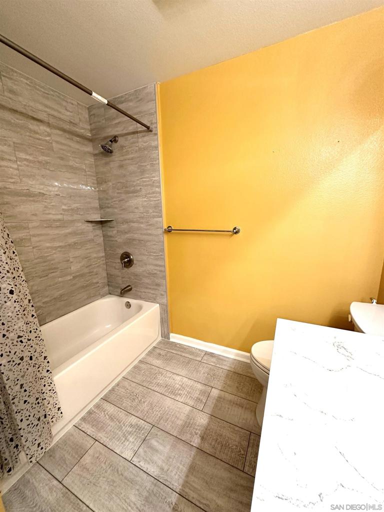 MLS #250034702SD img 24