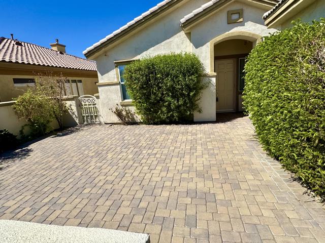 Image 2 for 43393 Saint Andrews Dr, Indio, CA 92201