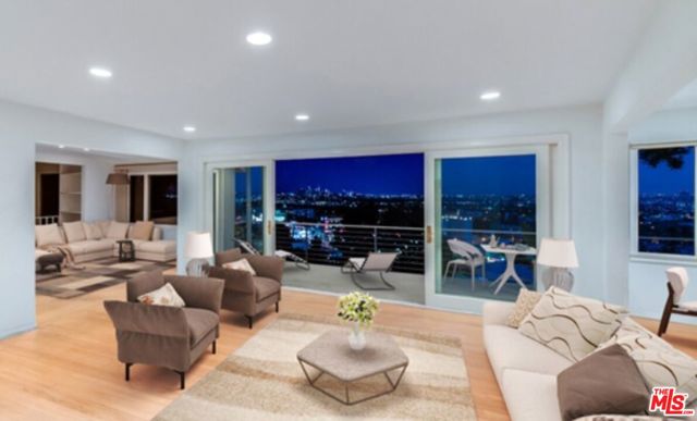 3 Bed Home for Sale in Los Angeles, California