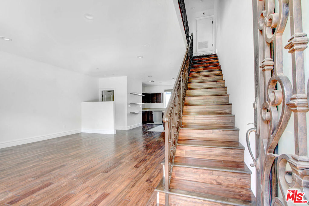 MLS #26862653 image #2
