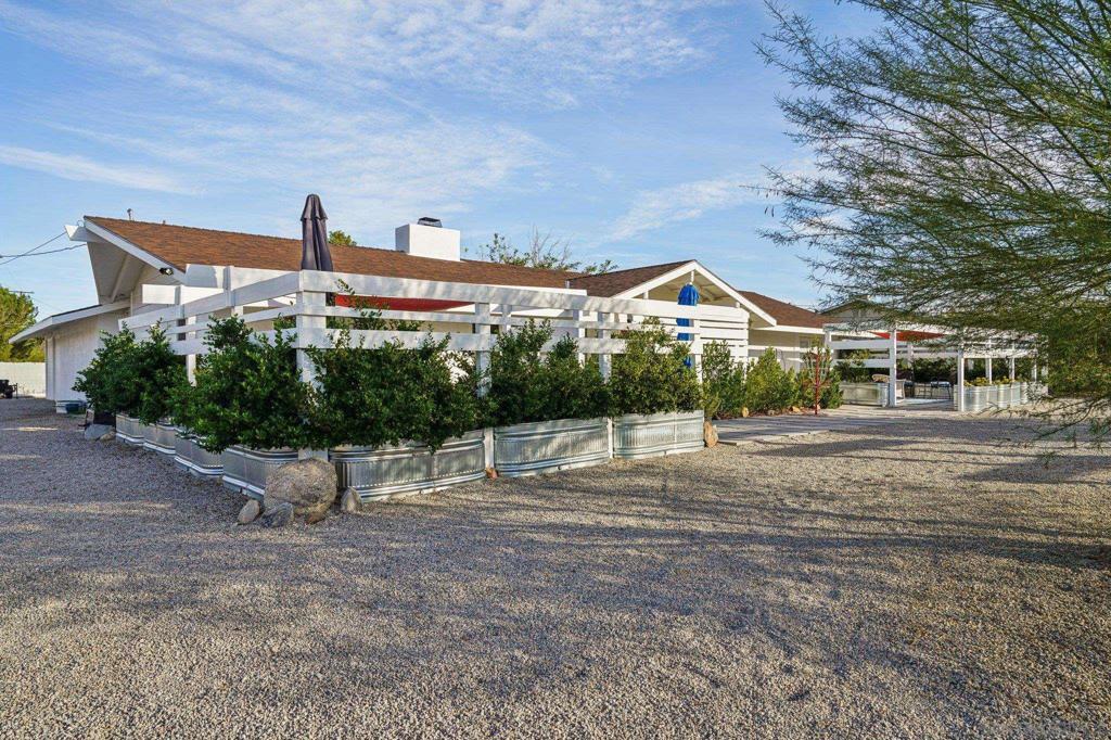 MLS #250043633SD image #40