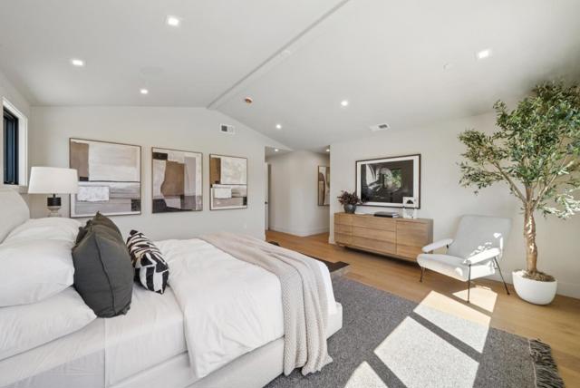585 Cherry Avenue, Los Altos CA: https://media.crmls.org/mediaz/bdcc2a0e-bab6-4ff4-bb22-4c047f1e048f.jpg