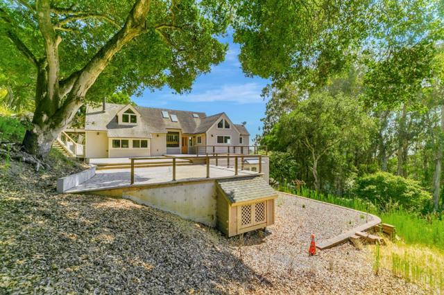 411 Hecker Pass Road, Watsonville CA: https://media.crmls.org/mediaz/bdccc929-e78c-481e-a383-657ed20ea772.jpg