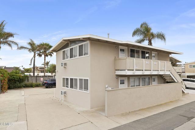 1132 1142 Pittsfield Lane, Ventura CA: https://media.crmls.org/mediaz/bdcd77d8-1fd6-4c2f-8993-0fdb53ab66fe.jpg