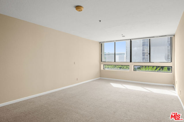 880 W 1st Street, Los Angeles CA: https://media.crmls.org/mediaz/bdd00192-cf90-4624-b38c-d47ad4c21228.jpg