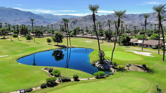 26 Majorca Drive, Rancho Mirage CA: https://media.crmls.org/mediaz/bdd01f30-1ffb-4ef7-87c5-d78400b96a30.jpg