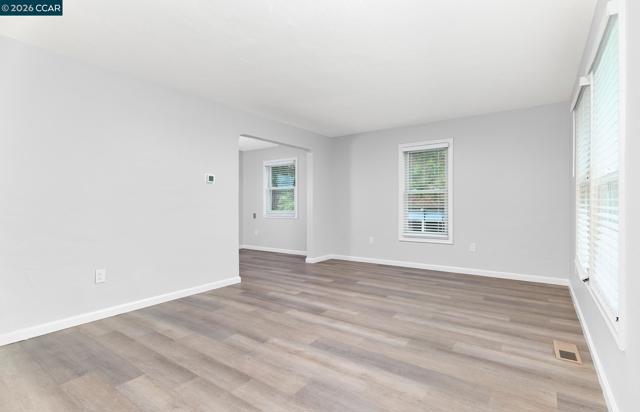 Image 13 of 22 For 105 Hermosa Ave