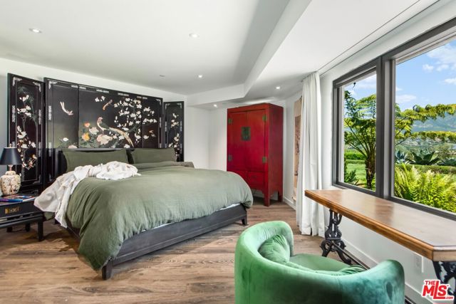 4610 Via Vistosa, Santa Barbara CA: https://media.crmls.org/mediaz/bdd257d3-166c-48f5-aeaa-6945776a3499.jpg