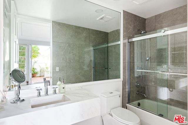 Drew Fenton | 2113 Stoney Hill Road Los Angeles CA | MLS: 7403799