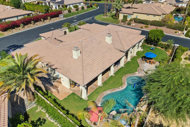 Image 4 of 44 For 1 Toscana Way