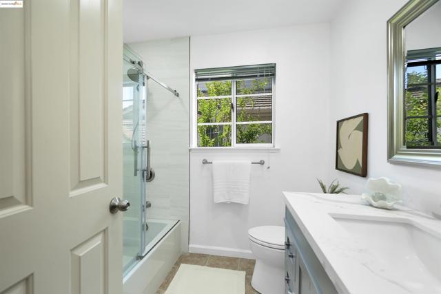 44765 Lynx Dr, Fremont CA: https://media.crmls.org/mediaz/bdd46c42-f2f9-42b0-9ba0-d2235b481d83.jpg