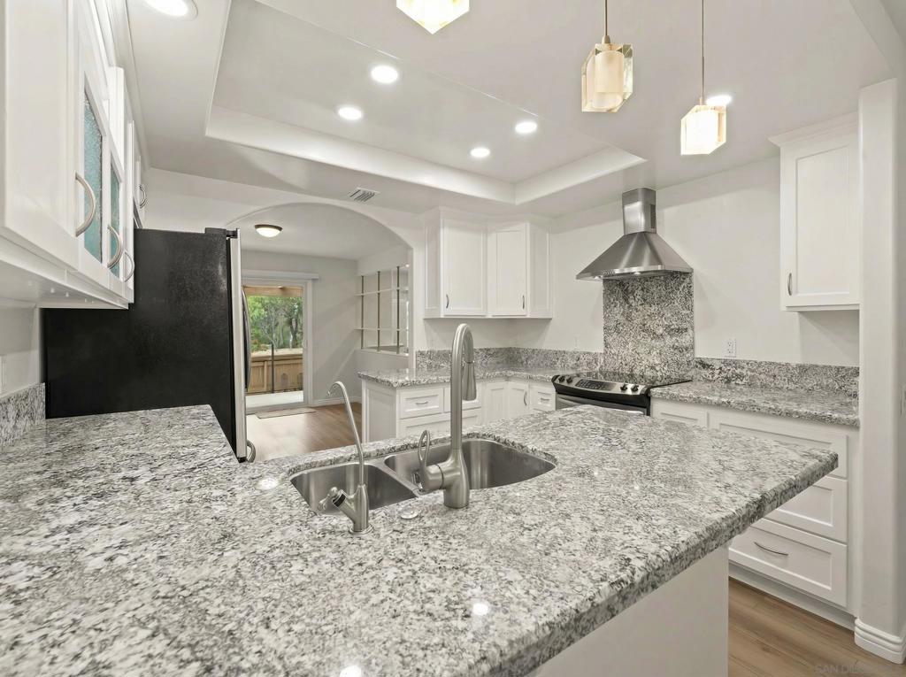 9891 Aviary Drive - photo 5