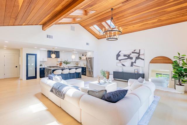 2083 Louise Lane, Los Altos CA: https://media.crmls.org/mediaz/bdd79477-76e8-43c9-a9f5-82c3d90e2efb.jpg