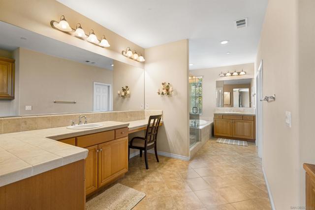 10286 Walnutdale St, San Diego CA: https://media.crmls.org/mediaz/bdd7b6fc-50cf-4e64-a1b4-0ad7c1da09b8.jpg