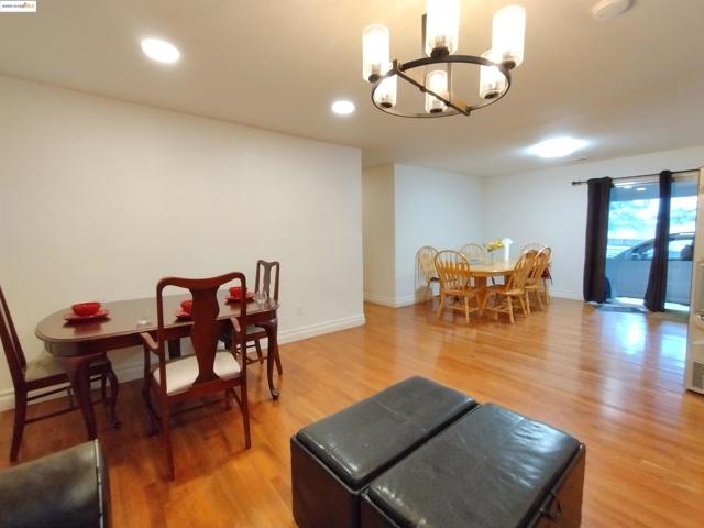 Image 2 of 39 For 864 San Francisco Ave