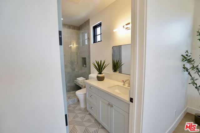 1441 S Oakhurst Drive, Los Angeles CA: https://media.crmls.org/mediaz/bdd99576-e97e-47fe-bc55-fa94f61c6656.jpg