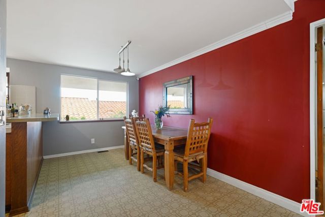 6847 Crest Road, Rancho Palos Verdes, California 90275, 4 Bedrooms Bedrooms, ,3 BathroomsBathrooms,Residential,Sold,Crest,25498791