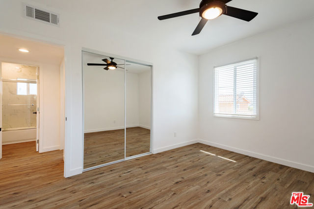 1812 West Glenoaks Boulevard, D photo 16
