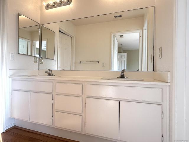 1469 Normandy Dr, Chula Vista CA: https://media.crmls.org/mediaz/bddb84c5-8e84-44f7-8e17-2a860c46e624.jpg